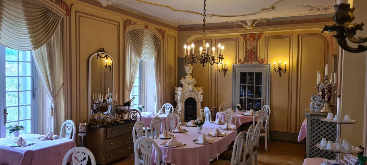 Historisches Hotel Zum Schwan Bad Karlshafen Ngoại thất bức ảnh
