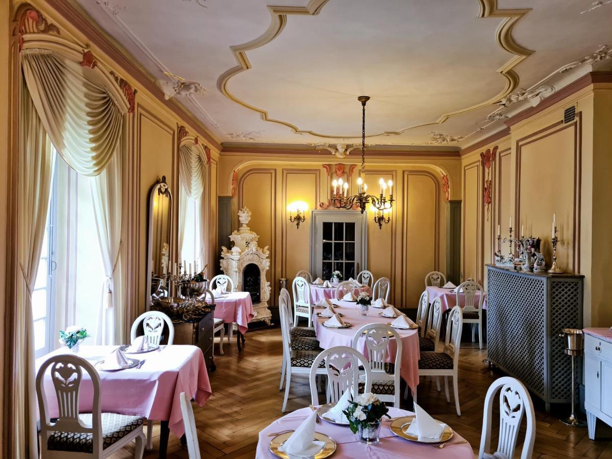 Historisches Hotel Zum Schwan Bad Karlshafen Ngoại thất bức ảnh